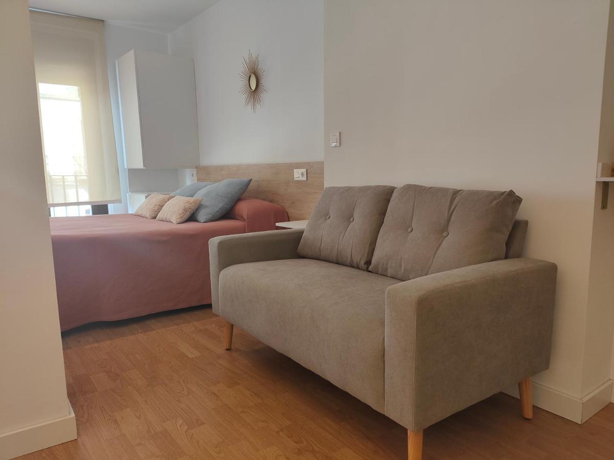 Apartamentos Turisticos Torres De Santiago Úbeda Dış mekan fotoğraf